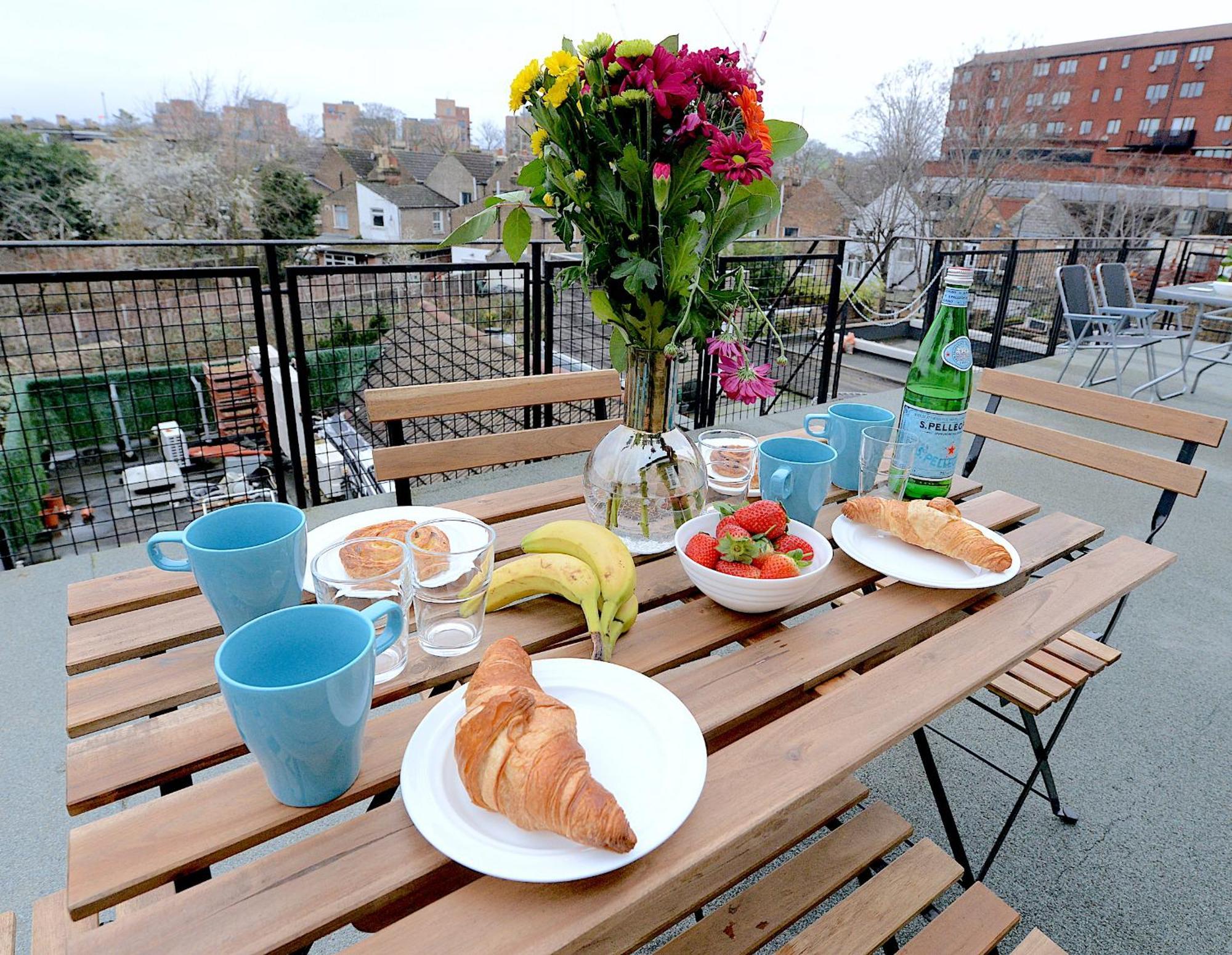 2 Bed Terraced Flat Piccadilly Line Apartment London Ngoại thất bức ảnh